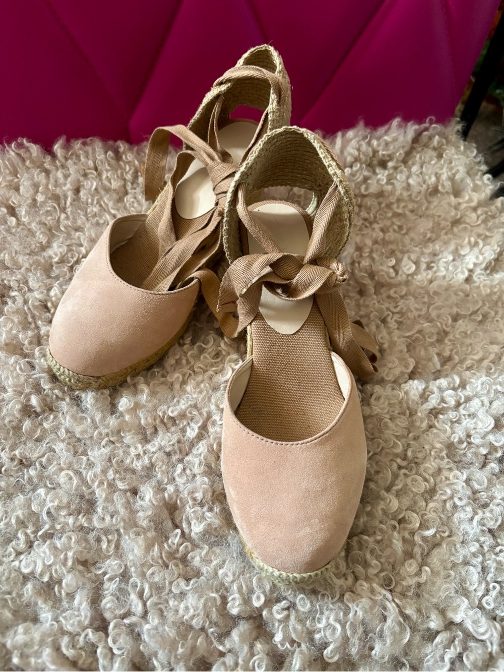 Women’s ALDO Wedge Lace-Up Beige shoes, size 7